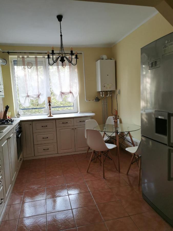 Chic Apartment Braila Luaran gambar